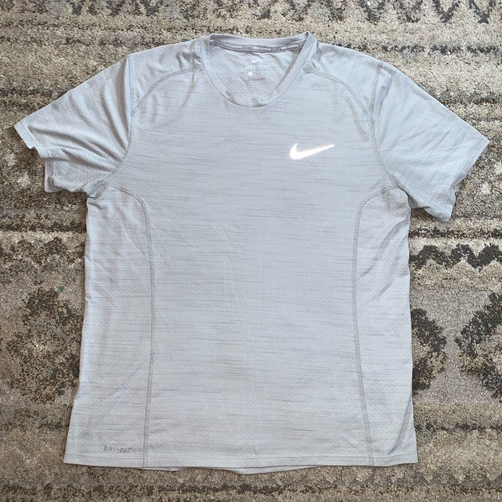 Nike Running Dri-Fit Gray Knit Vented Shirt Large